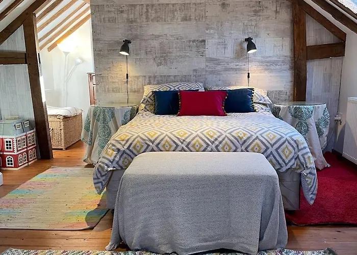 Annex At Southfields In Idyllic Hampshire Village