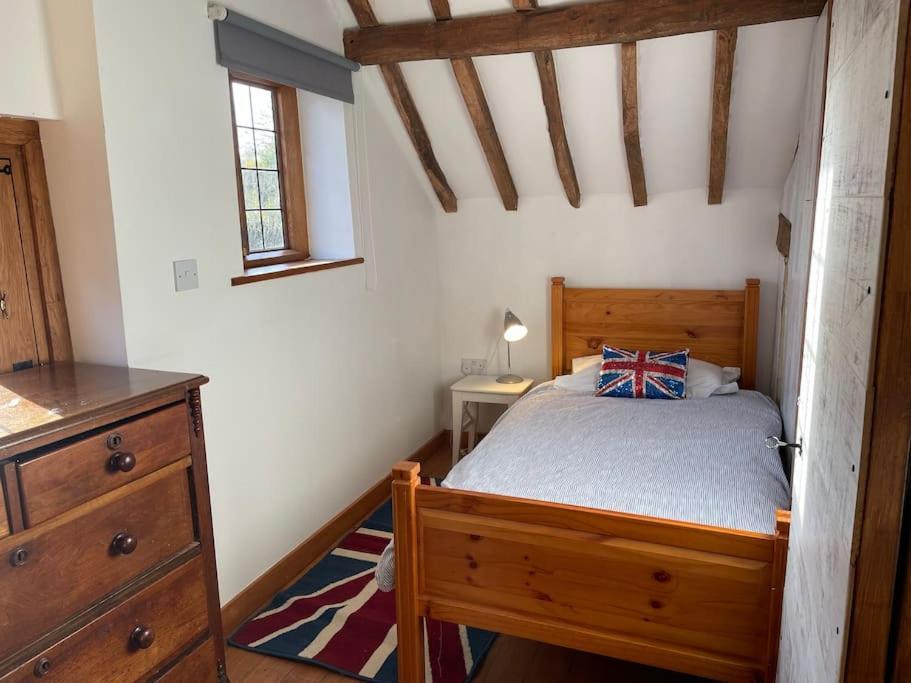 Annex At Southfields In Idyllic Hampshire Village Holiday home