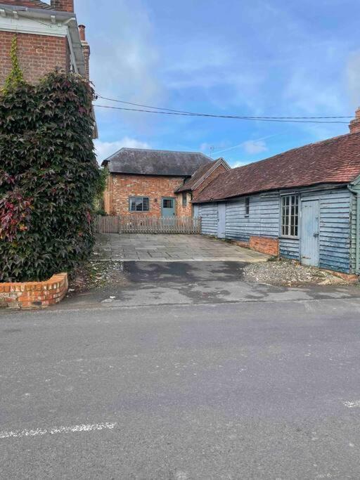 Holiday home Annex At Southfields In Idyllic Hampshire Village *