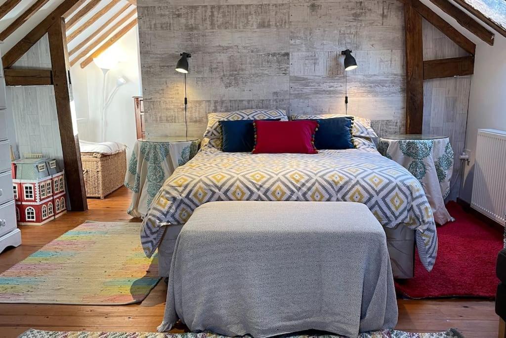 Annex At Southfields In Idyllic Hampshire Village *